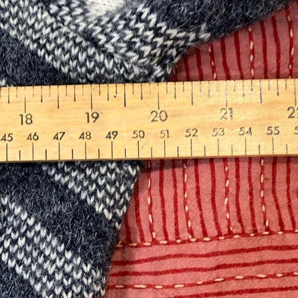 Papa Vancouver Plaid Hooded Cardigan - Picture 6 of 15